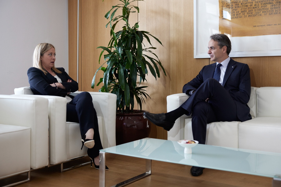 Συνάντηση Μητσοτάκη με Μελόνι την Πέμπτη, στην Αθήνα η Ιταλίδα πρωθυπουργός