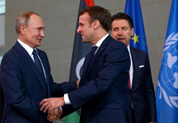 Προειδοποίηση Μακρόν σε Πούτιν: «Η Γαλλία θα υπερασπιστεί την εδαφική ακεραιότητας της Ουκρανίας»