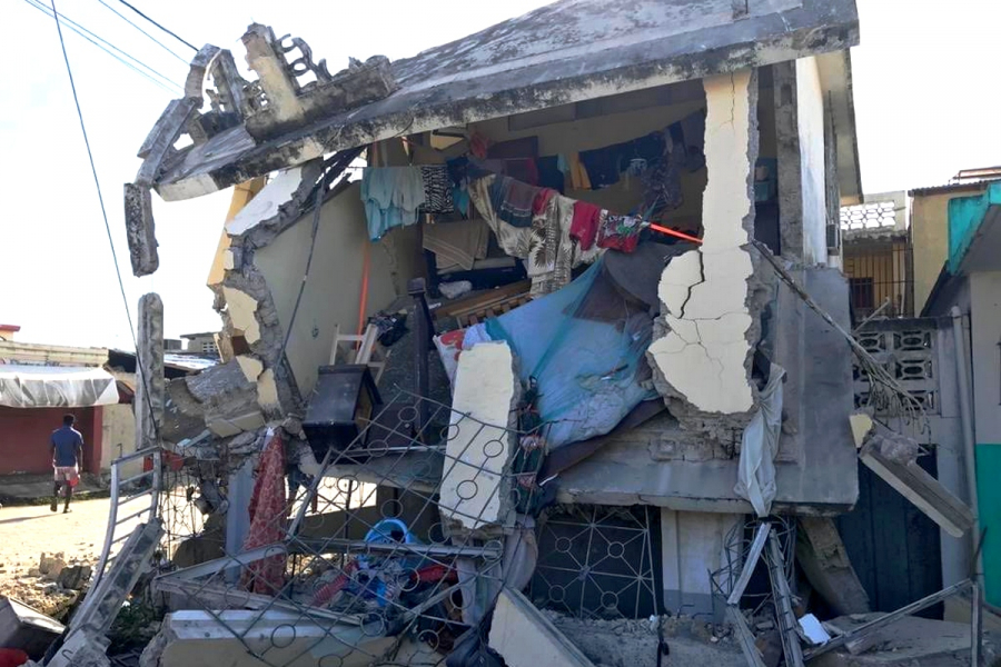 Φονικός σεισμός 7,2 Ρίχτερ στην Αϊτή: Πάνω από 300 νεκροί κι εκατοντάδες αγνοούμενοι - Συγκλονίζουν οι εικόνες (βίντεο)