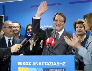 Αναστασιάδης: «Απόψε μόνο η Κύπρος κερδίζει» - Μαλάς: «Η ετυμηγορία του λαού είναι σεβαστή»