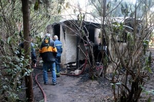 Τραγωδία στον Κολωνό: Νεκρός άνδρας μετά από φωτιά σε αποθήκη [pic]