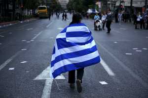 Η Ελλάδα μια χώρα που γερνάει - 450.000 έφυγαν από την χώρα για να εργαστούν