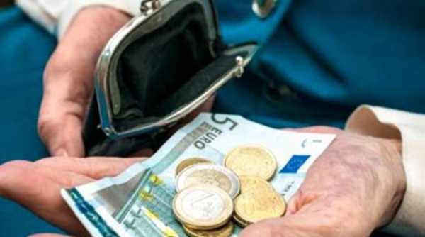 Οι αντισυνταγματικές περικοπές συντάξεων κοστίζουν πάνω από 5 δισ ευρώ