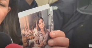 Τραγωδία στα Τέμπη: Έκκληση για 24χρονη αγνοούμενη - Συγγενής της δείχνει απεγνωσμένος την φωτογραφία της