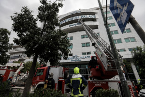 Φωτιά στο ξενοδοχείο Athenaeum Palace: Αποκάλυψη για τον εμπρησμό - Αναλαμβάνει το τμήμα Εγκλημάτων κατά Ζωής