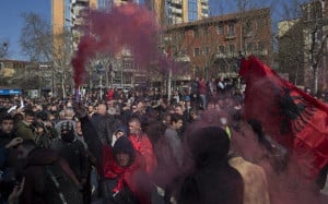 Ένταση στην Αλβανία - Συγκεντρώσεις με αίτημα την παραίτηση του Ράμα
