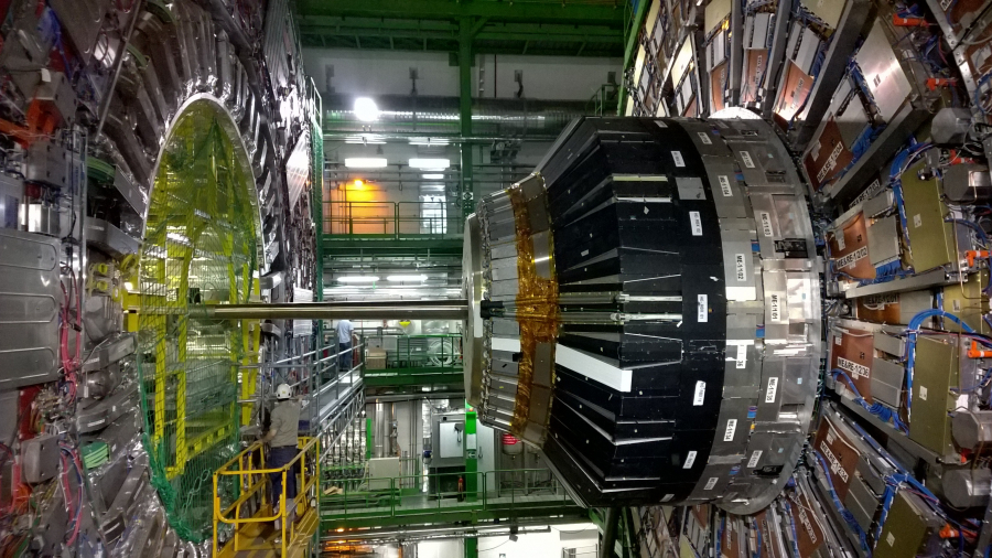 Τέρμα στη συνεργασία του CERN με τη Ρωσία και τη Λευκορωσία