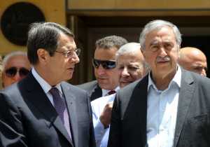 Κυπριακό: Αναστασιάδης και Ακιντζί συναντώνται στη Γενεύη