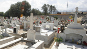 Έκκληση του Δήμου Τρικκαίων, ζητάει την άμεση εκταφή νεκρών από τους συγγενείς