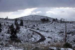 Αλλάζει ο καιρός: Ξεκίνησαν τα χιόνια στη Βόρεια Ελλάδα