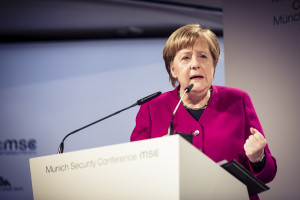 Μέρκελ: Δεν συμφέρει να είναι δυνατή μόνο η Γερμανία - Να βοηθήσουμε τα κράτη στην ΕΕ