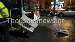 Αυτοκίνητο έπεσε πάνω σε λεωφορείο του ΟΑΣΘ (pics)