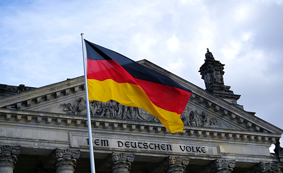 Η πολιτική κατάσταση στη Γερμανία και τα κρίσιμα crash tests για τον δημοκρατικό κόσμο