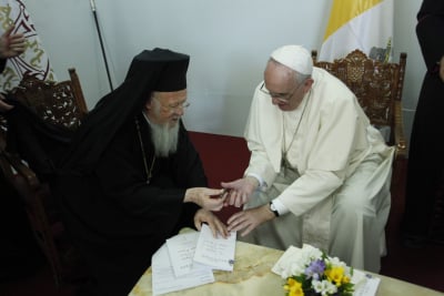 Πάπας Φραγκίσκος: «Αδελφική φιλία και απεριόριστη εκτίμηση προς τον Οικουμενικό Πατριάρχη Βαρθολομαίο»