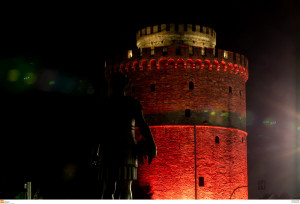 Θεσσαλονίκη: Φωταγώγηση και εκδηλώσεις στον λευκό πύργο για την Ημέρα Μνήμης Θυμάτων Ολοκαυτώματος