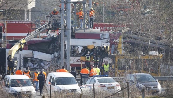 Εκτροχιασμός τρένου με 21 τραυματίες στην Ισπανία