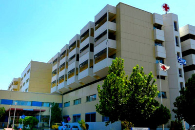 ΕΛΠΕ: Νέα δωρεά 5.500 αντιδραστηρίων στο «Θριάσιο» νοσοκομείο