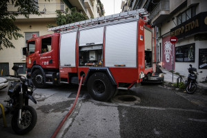 Υπό μερικό έλεγχο τέθηκε η φωτιά σε Κιθαιρώνα και Μαρκόπουλο