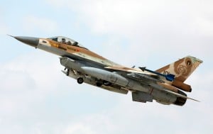 Ισραηλινά μαχητικά εξαπέλυσαν επίθεση σε συριακή στρατιωτική βάση