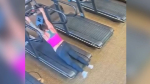 «Αποκαλυπτικό» ατύχημα σε γυμναστήριο στις ΗΠΑ: Διάδρομος «έγδυσε» κοπέλα που φορούσε κολάν