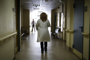 Μέσα στον Οκτώβριο 650 προσλήψεις στο ΕΣΥ - «Κλειδώνουν» τα αναδρομικά των γιατρών