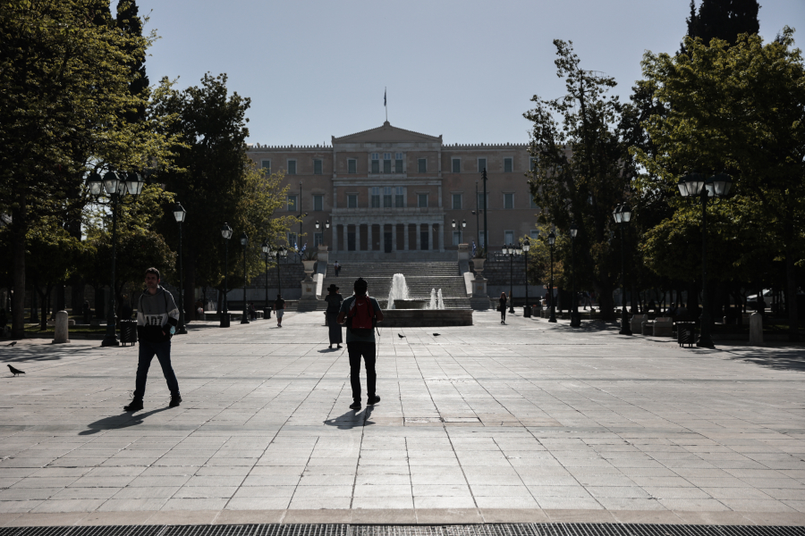 Περίπου 1.000 νέα κρούσματα κορονοϊού στο κέντρο της Αθήνας: O χάρτης διασποράς