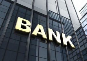 «Κάθε χρόνο στην Ρωσία κλείνουν περίπου 100 τράπεζες»