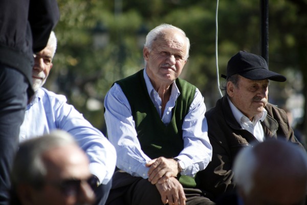 Στους 100 εργαζόμενους θα αντιστοιχούν 73 συνταξιούχοι το 2050 στην Ελλάδα