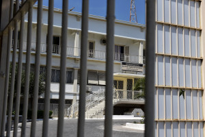 Φυλακές Αυλώνα: Δέκα τραυματίες μετά την άγρια συμπλοκή