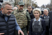 Ουκρανία: Συγκλονισμένη η Ούρσουλα φον ντερ Λάιεν με όσα είδε στην μαρτυρική Μπούτσα