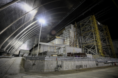 Ουκρανία: Θρίλερ στο Τσέρνομπιλ με απαγωγή 170 εργαζομένων του πυρηνικού σταθμού και υψηλή ραδιενέργεια στο «Κόκκινο Δάσος»