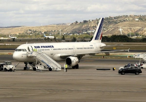 Καθηλωμένα και τον Απρίλη τα αεροπλάνα της Air France λόγω απεργιών