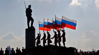 Πούτιν: «80 χρόνια μετά το Στάλινγκραντ αντιμετωπίζουμε ξανά τους Γερμανούς»