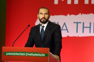 Τζανακόπουλος: Δεν υπάρχει η πολυτέλεια των ίσων αποστάσεων για την κεντροαριστερά
