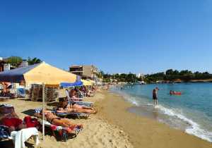 Δεν θα κάνουν διακοπές φέτος 8 στους 10 Έλληνες