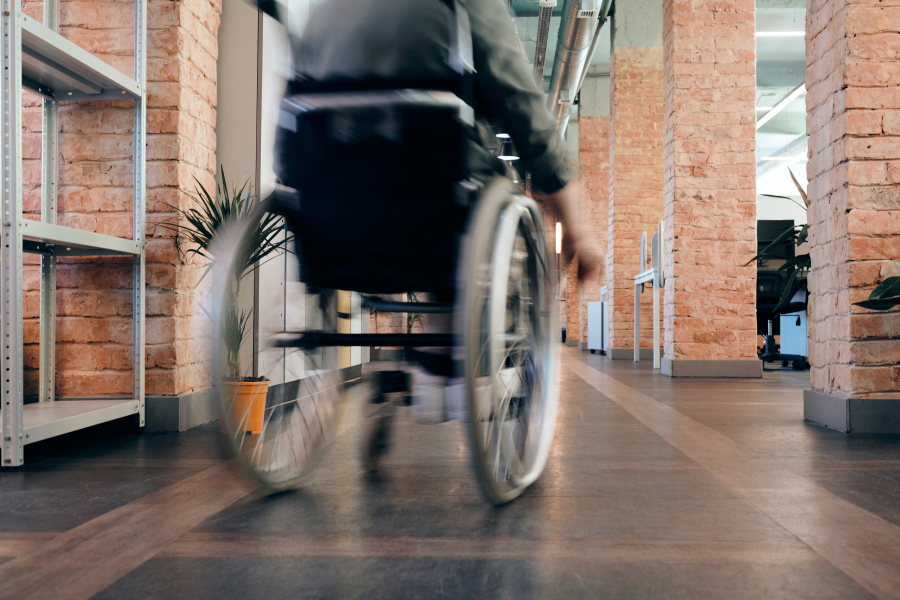 Δωρεάν αναπηρικά αμαξίδια σε ανασφάλιστους Αθηναίους - Λήγει η προθεσμία αίτησης