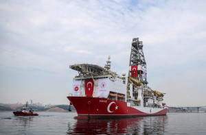 Ο Ερντογάν βγάζει γεωτρύπανο στην Ανατολική Μεσόγειο