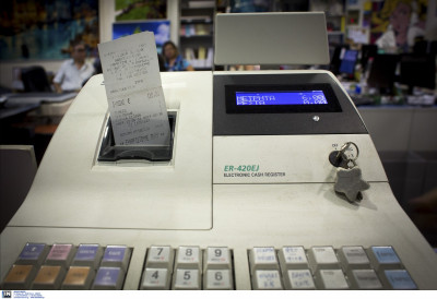 ΑΑΔΕ: Παράταση προθεσμιών για απόσυρση ταμειακών μηχανών