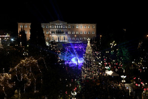 Παραμονή Πρωτοχρονιάς στην Αθήνα με συναυλία στο Σύνταγμα, ποιοι θα τραγουδήσουν