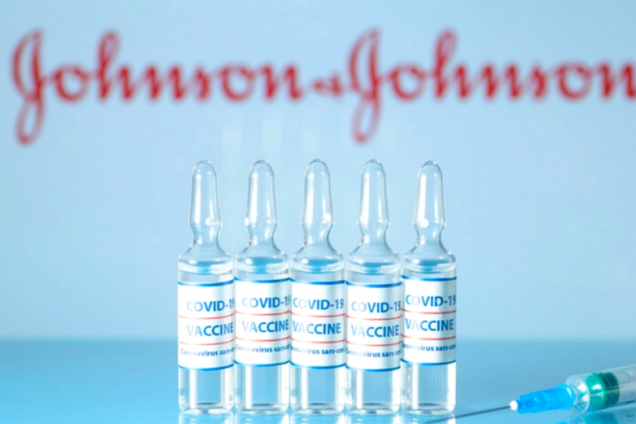 Νύχτα αγωνίας για μητέρα που έκανε το εμβόλιο της Johnson & Johnson στη Φθιώτιδα