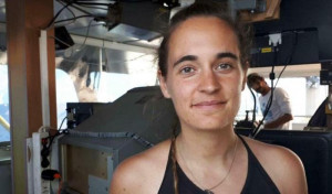 Αύριο η απόφαση για την πιθανή σύλληψη της πλοιάρχου του Sea-Watch, Κάρολα Ράκετε