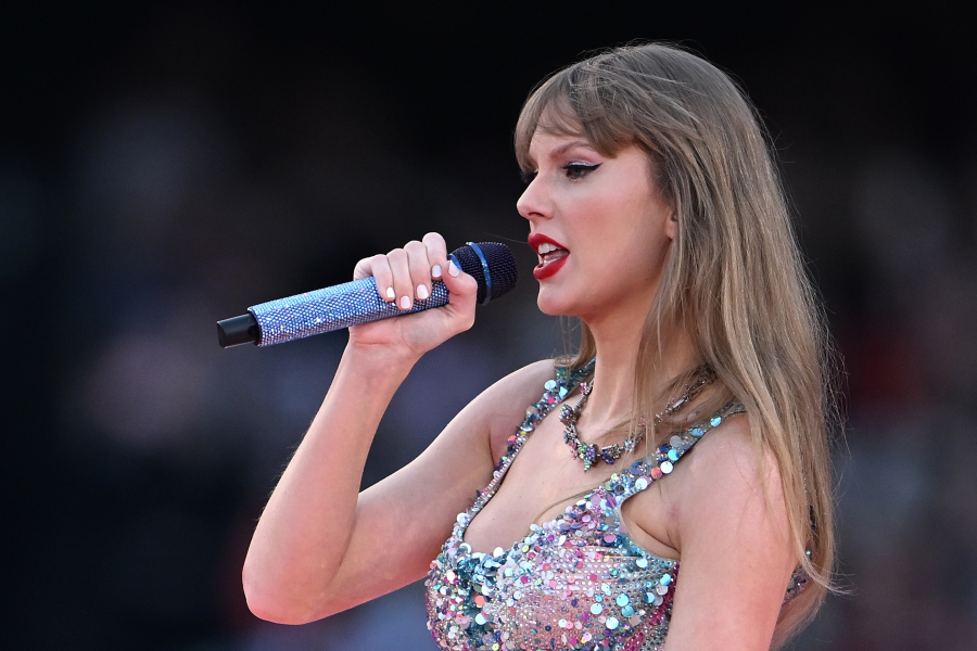 Ερευνούν τον πατέρα της Taylor Swift για επίθεση σε ρεπόρτερ