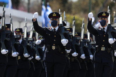 25η Μαρτίου: Η Ελλάδα «κυριαρχεί» στα διεθνή μέσα, σημείο αναφοράς η μεγαλειώδης παρέλαση