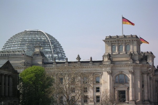 Το Βερολίνο συνιστά αυτοσυγκράτηση σε Ουάσινγκτον και Πιονγκγιάνγκ