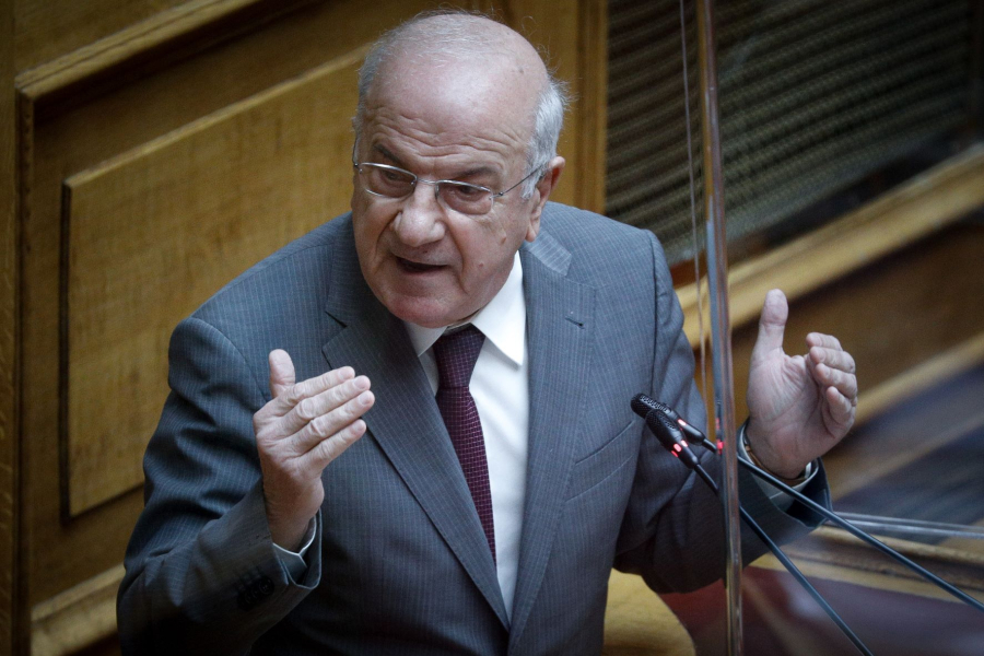 ΝΔ κατά ΣΥΡΙΖΑ και Αθανασίου: «Σε ένα κανονικό κόμμα θα είχε διαγραφεί...»