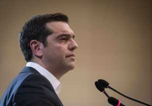 Ο Αλ. Τσίπρας ενημερώνει τους πολιτικούς αρχηγούς για το Κυπριακό