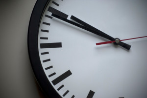Αλλαγή ώρας: Πότε γυρίζουμε τα ρολόγια μας μία ώρα πίσω - Πότε καταργείται
