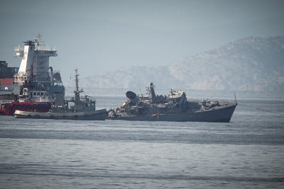 Σύγκρουση πλοίων: Κλίση και εισροή υδάτων στο Καλλιστώ - Δύο τραυματίες - Συγκλονιστικές εικόνες