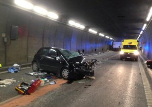 Ελβετία: Έκλεισε οδική σήραγγα μετά από σύγκρουση οχημάτων - Δύο νεκροί