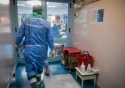 Θάνατος 65χρονης στο Ίλιον μετά από εμβολιασμό: Δεν συνδέεται με το εμβόλιο της Astrazeneca